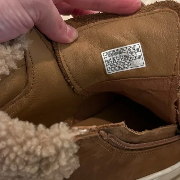 UGG Olive High-Top Bootie 6.5 - Picture 3 of 4